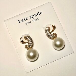 ♠️ kate spade SHOWTIME Pave & Pearl Drop Earrings – Cream/Gold